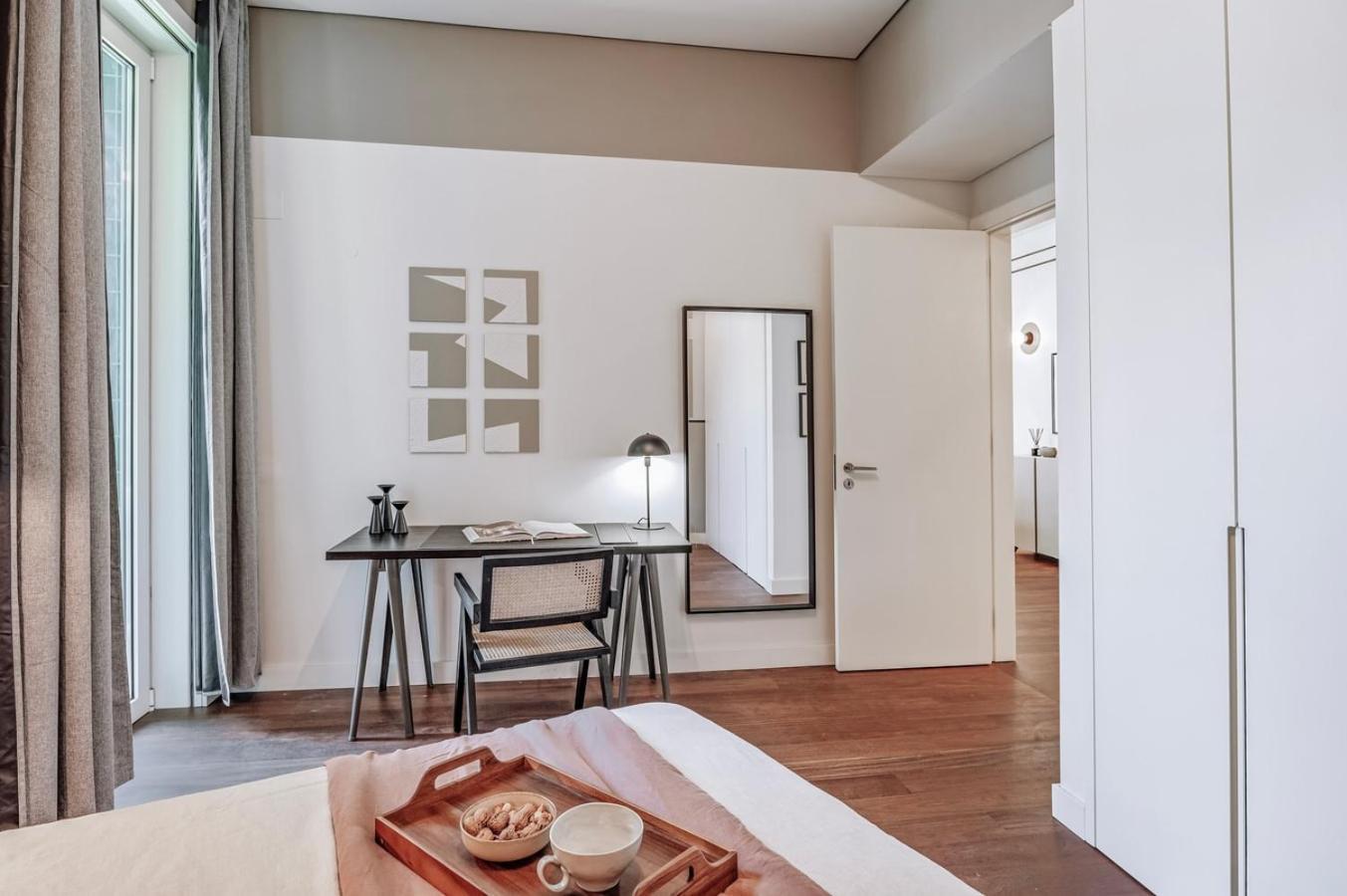Lejlighed Rosales - 1 Bedroom And Balcony In Santo Antonio